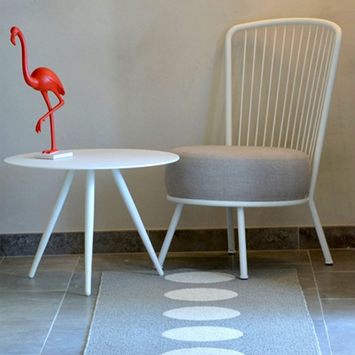 Fauteuil Betty et Table Swan